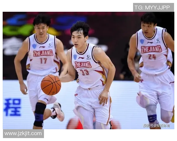 拉纳卡与雅典的精彩对决比分揭晓赛季战绩分析