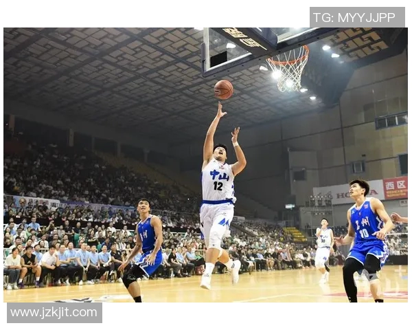 深圳男子篮球队迎战珠海队展开激烈对决期待精彩瞬间和精彩表现